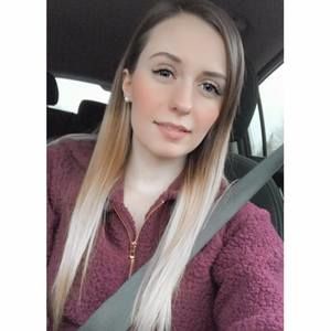 Meet your Posher, Elisa